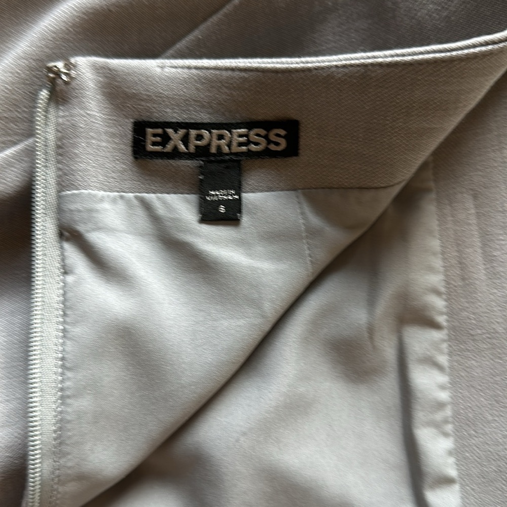 Express Skirt - Picture 4 of 5